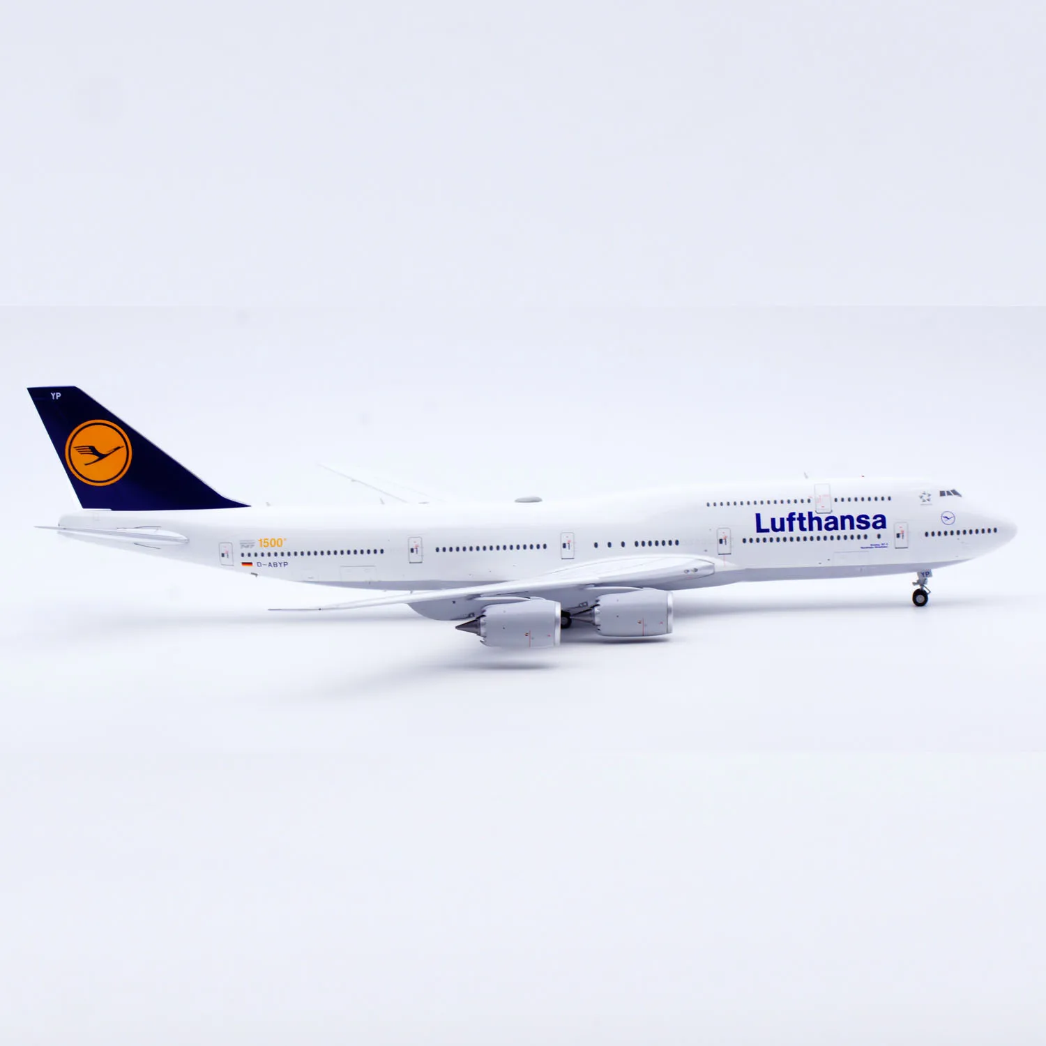 EW2748008 Коллекционный самолет из сплава в подарок JC Wings 1:200 Lufthansa Boeing B747-8 [1500th 747] Литая под давлением модель самолета D-ABYP (art.: 3920d47da5ebc) - 3920d47da5ebc