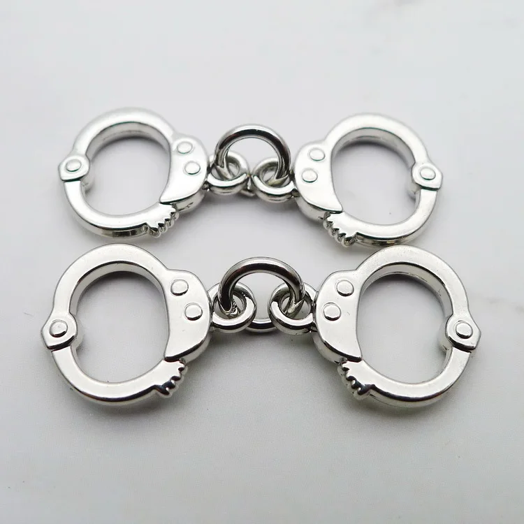

6pcs/lot 18*14mm Antique Silver Color Alloy Handcuff Charms Pendant DIY Handmade Jewelry Making Finding