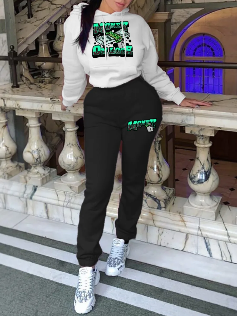 Женский спортивный костюм из двух