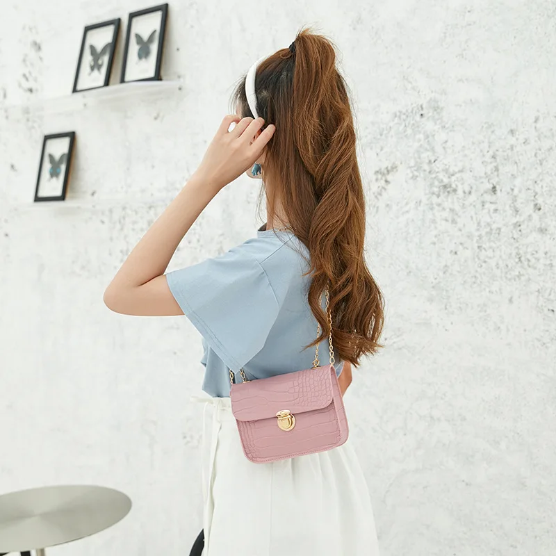 2023 Women's Bag New PU Messenger Bag Fashion High Quality Adjustable Chain Women's Bag Shopping Portable Small Storage Bag