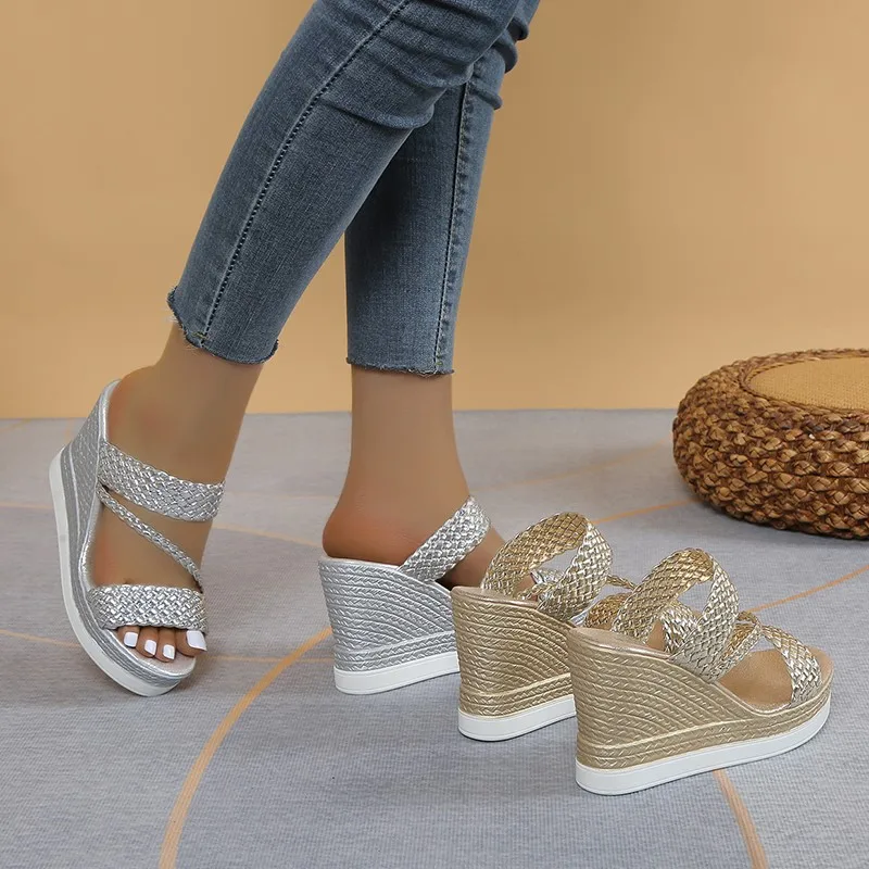 Женские сандалии Новинка лета 2024 уличные пляжные удобная популярная женская