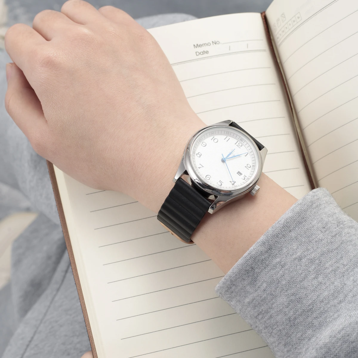 20mm Watch Band leather for Samsung Galaxy Watch Active 2 40 44mm Sport  Smart Wristbands for huawei Watch Straps for Men Women