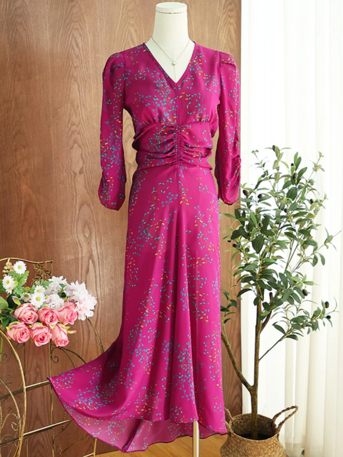 Luxury French Elegant Floral Printed Silk Dress with Irregular Pleated V-Neck Evening Dress Luxury Silk Long Dress Summer 2023
