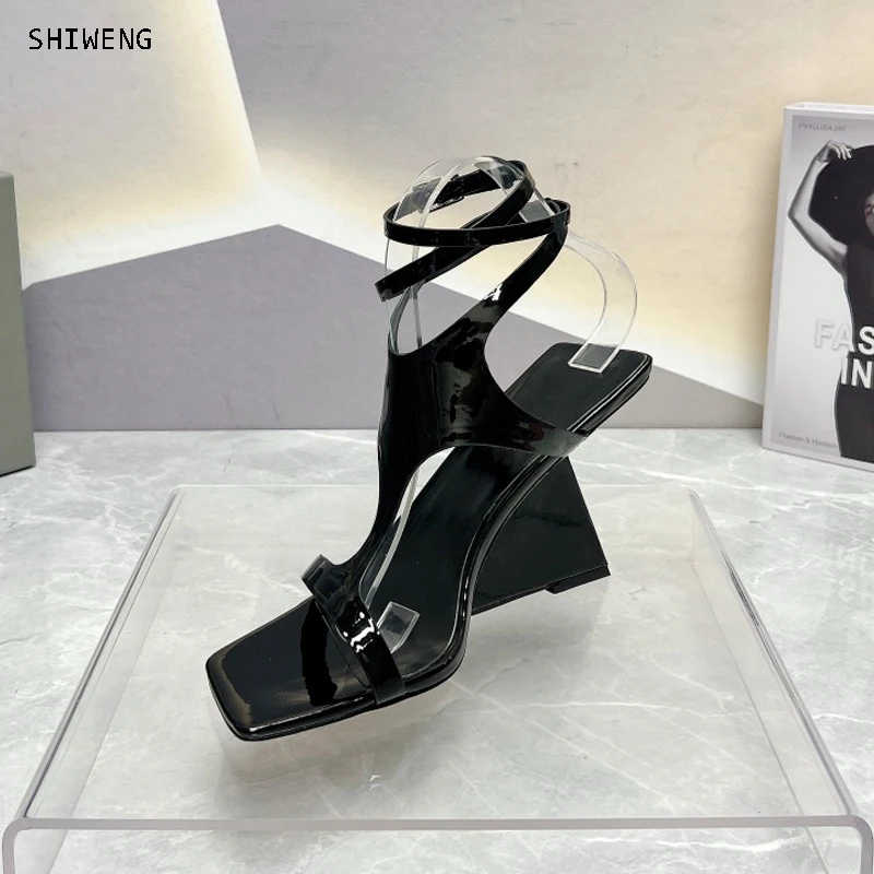 

Женские босоножки на высоком каблуке, босоножки золотого цвета, элегантные свадебные сандалии, лето 2023