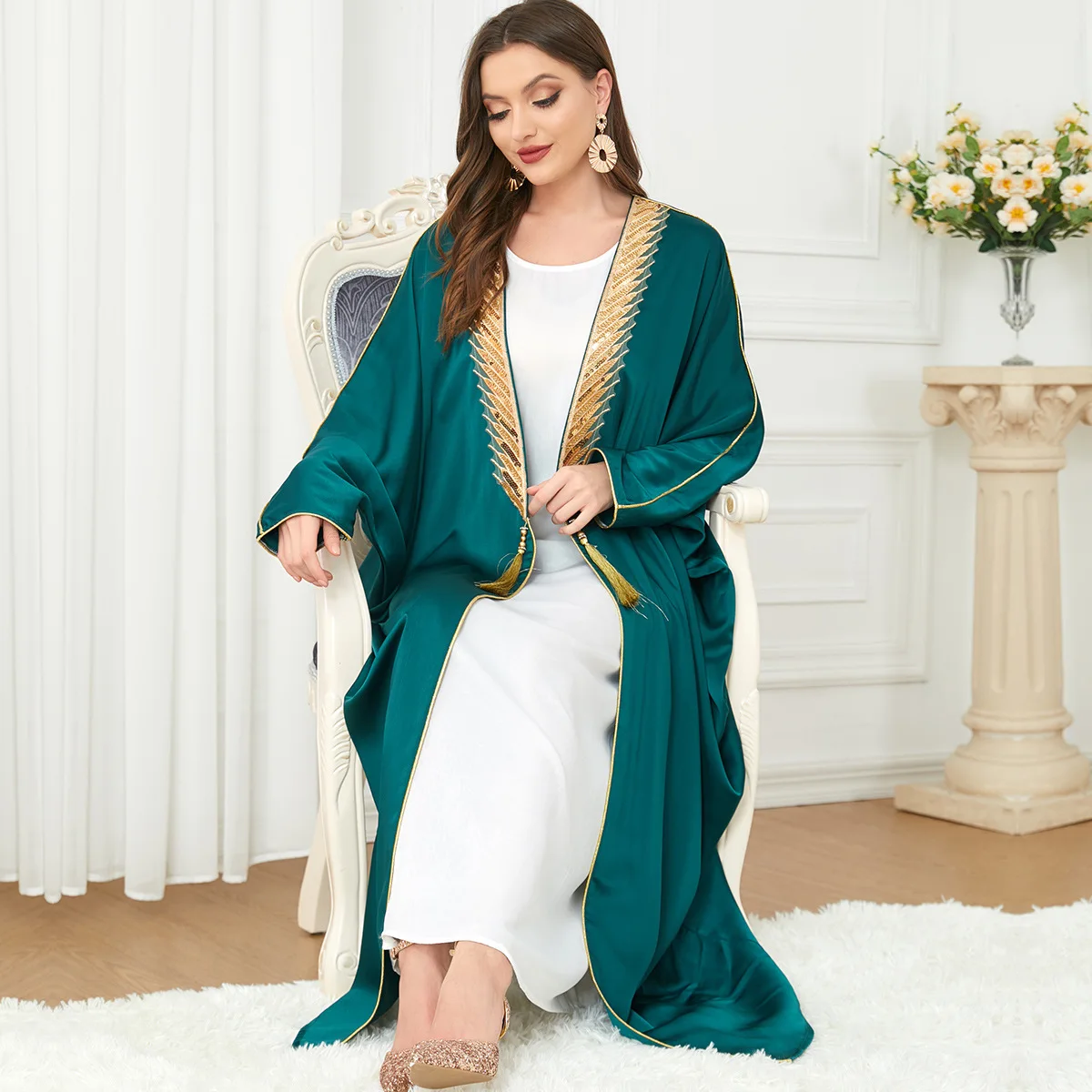Women's Spring and Summer Muslim Fashion Fringe Bat Sleeve Gown Coat Turkish Indian Abaya Arab Islamic Women's Kaftan Gown