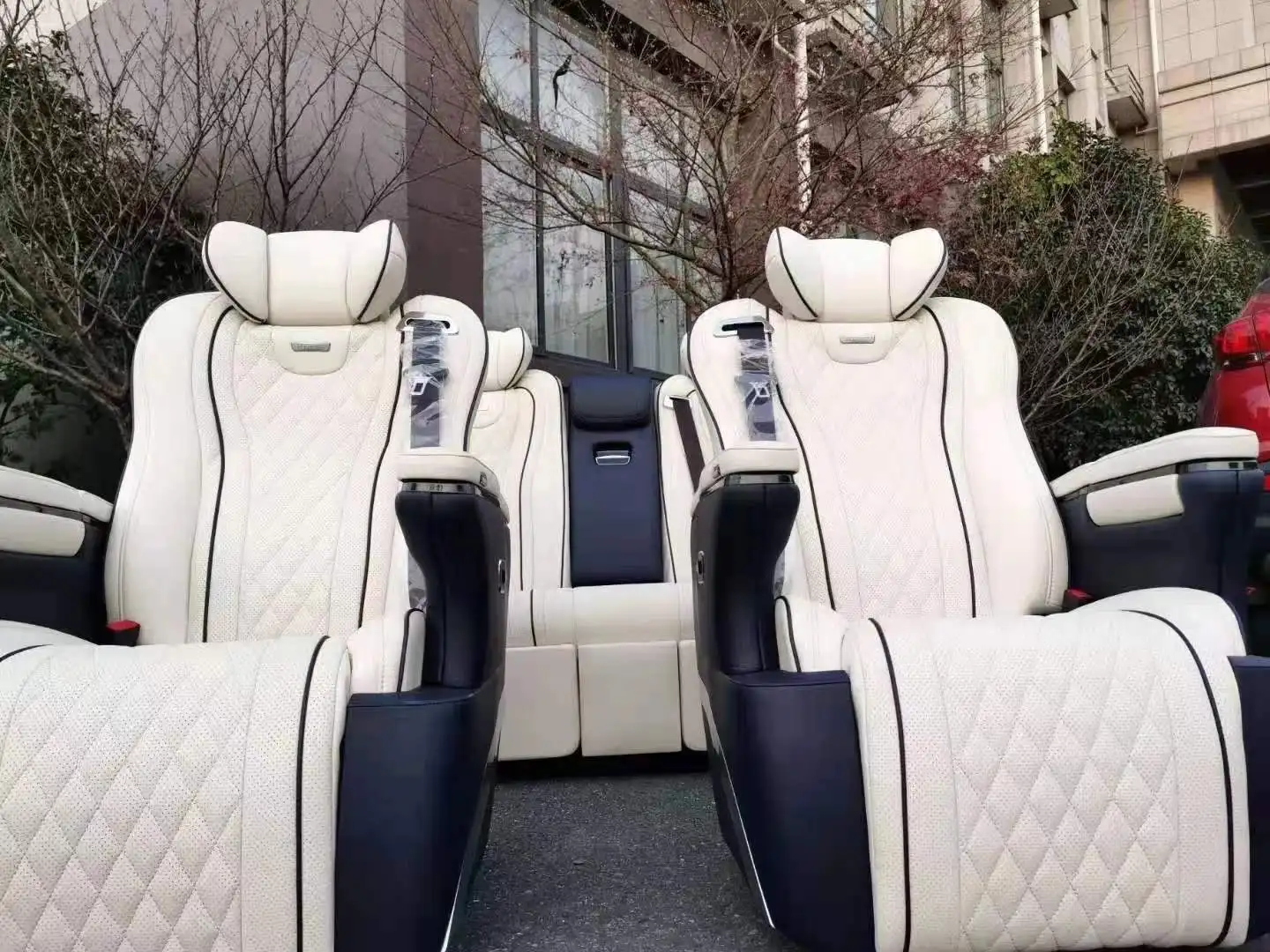 Индивидуальное заводское кресло для руководителя сидения фургона заднего вида