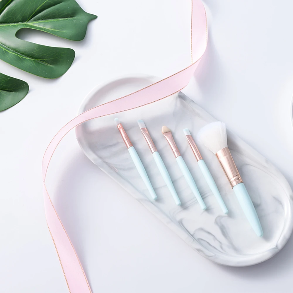 

5pcs Mini Makeup Brushes Set Tool Cosmetic Concealer Blush Eyeshadow Brush Lip Brush Delicate Durable Soft Beauty Tool Cosmetics