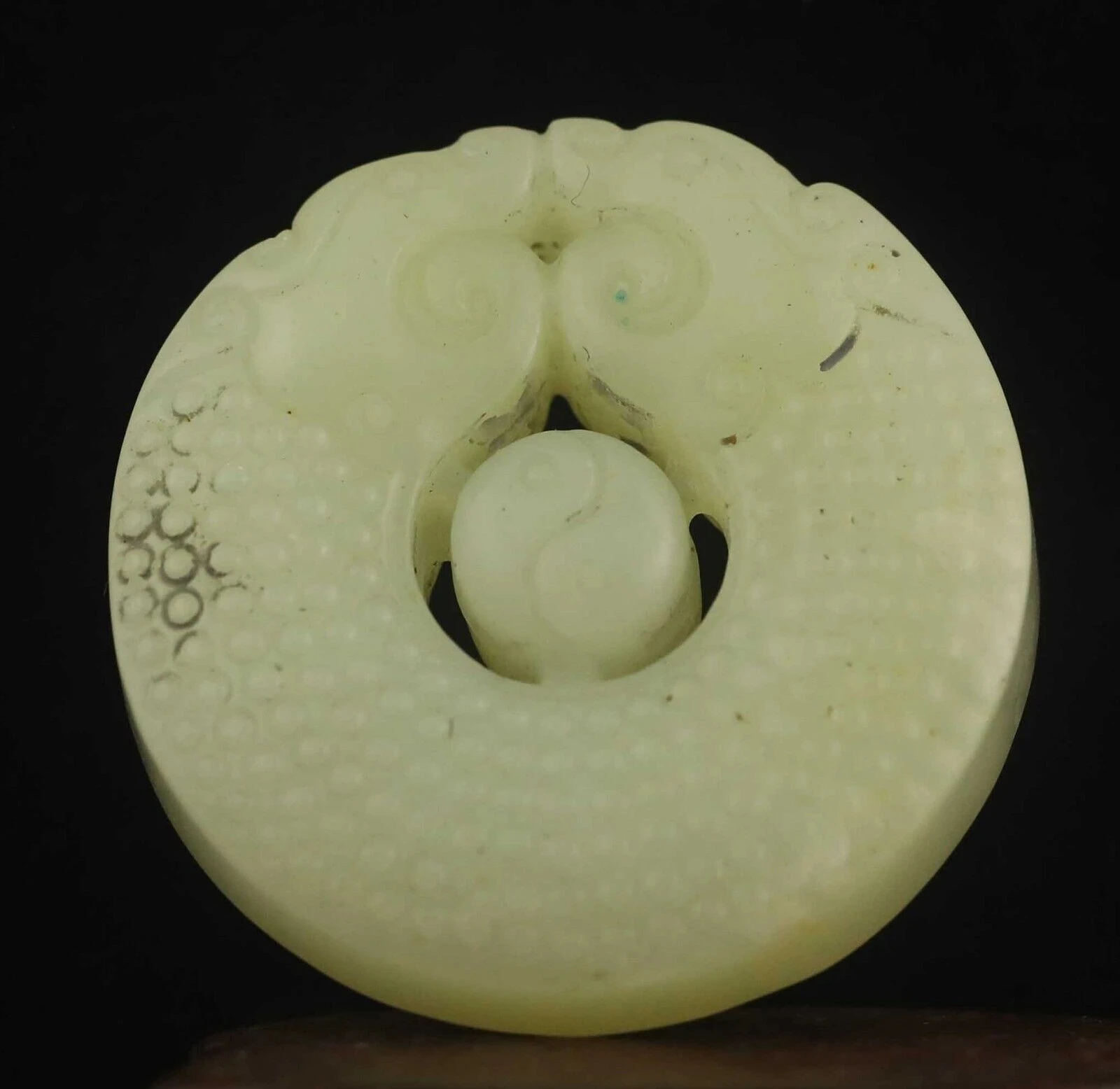 

Collect China Natural Jade Carved Statue Lucky Wealth Of "Dragon " Pendant Handicraft Home Decoration (Free Delivery）
