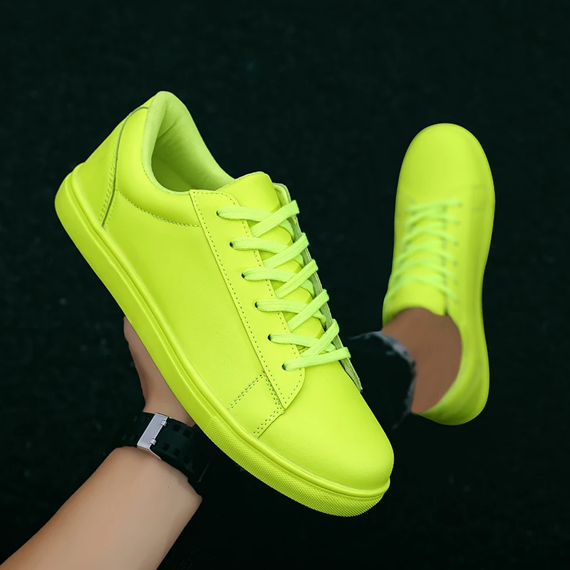 

2022 Spring summer New Mens Casual Shoes Fashion Comfortable Solid Color Shoes High Quality Wear-resistant Flat Man Sports Shoes