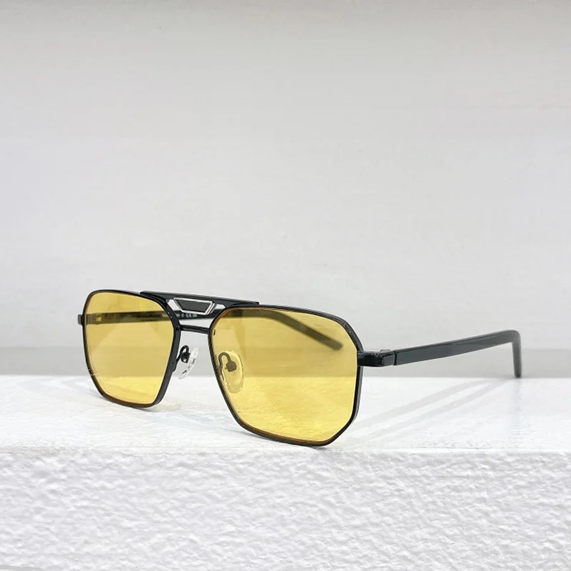 

High Quality Luxury Sunglass New Oversize Frame Sun Glasses Gafas Metal Leg Framele Beach Driving Trendy Gifts Great Numbers