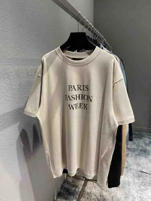 

2021 Luxury Paris Fashion Week Women Men Short Sleeve T shirt Ovesize Loose Fit Men Cotton T shirt
