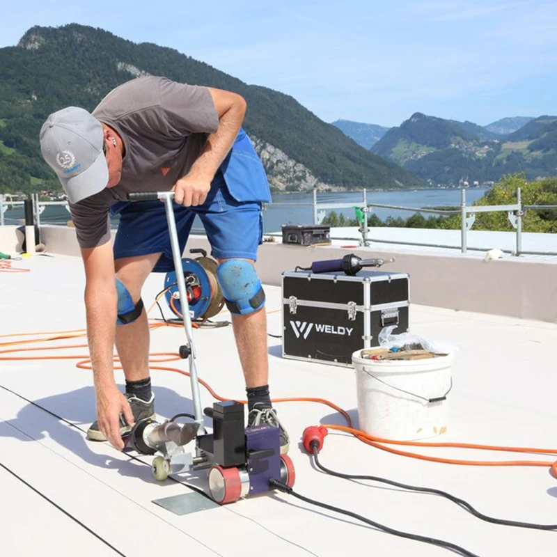 Фото Сварочный аппарат Weldy RW3400 Roofer 3500W для автоматической сварки ПВХ-мембран, инструмент для сварки кровельных покрытий №5