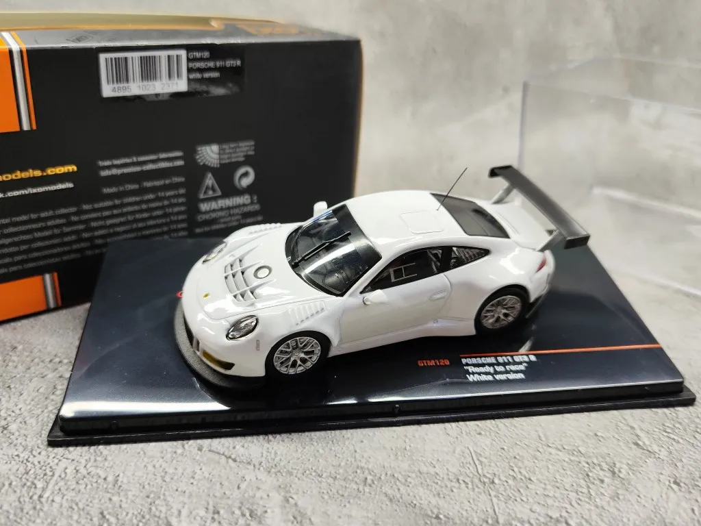 

6pcs/lot Wholesale IXO 1/43 Scale Die-Cast Car Model Toys PORSCHE 911 GT3 R "Ready to race" White Diecast Metal Vehicle Toy