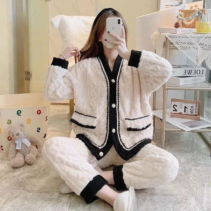 Small Fragrance Pajamas Women's Winter Coral Velvet Sweet And Cute Thickening plus Velvet Flannel Ladies Pajamas Home Service Su