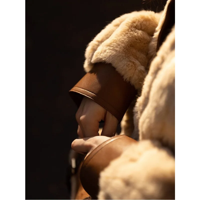 Lamb Jacket fur coat women's Autumn winter coat women new woman imitation patchwork short thickened outside take female fashion