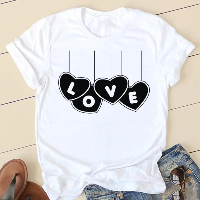 

Футболка женская с коротким рукавом, модная Повседневная рубашка с графическим принтом сердечек, в стиле 90-х, на лето