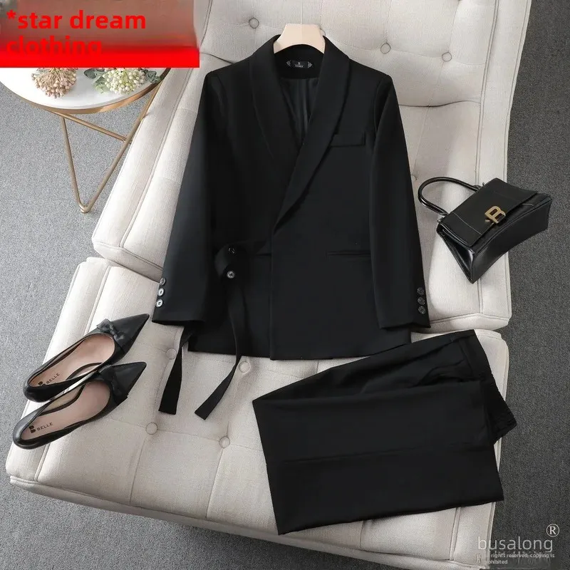 Elegant Long Sleeve Professional Women's Suit Jacket Fashionable Business Attire For Interviews And Workplace