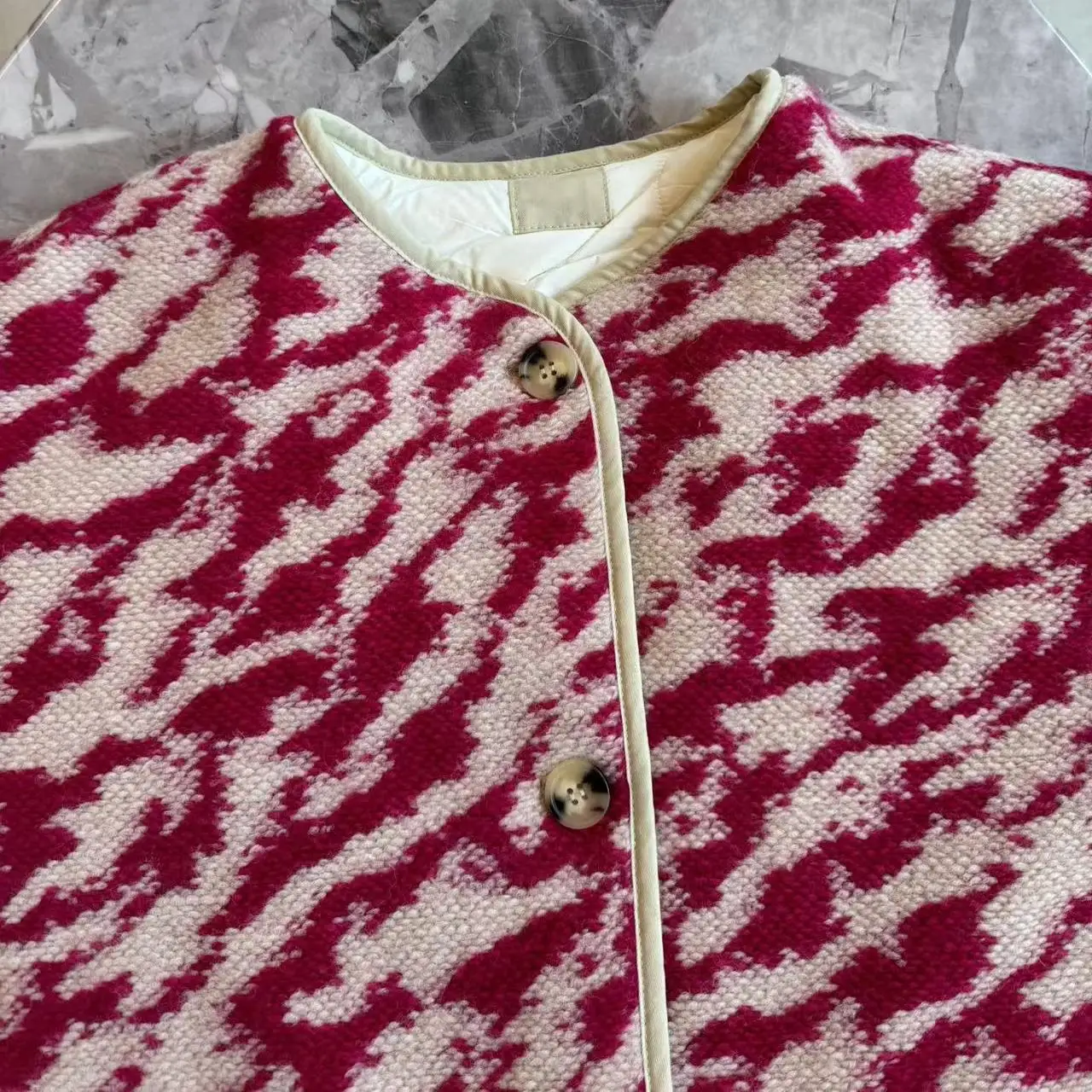 Закрыть глаза! Красивый и утепляющий профиль. Дизайн из смешанного флиса.