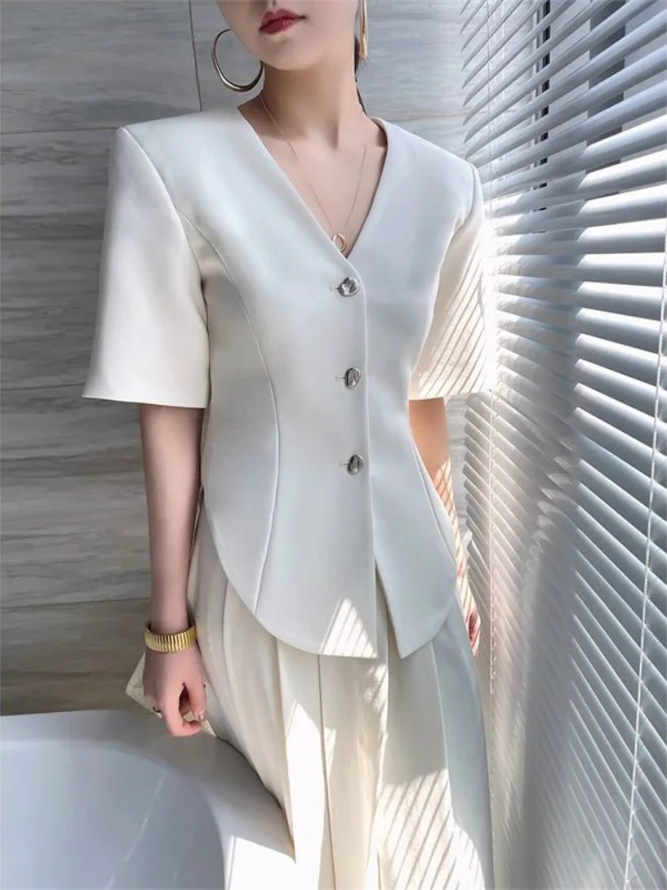 Женская однобортная приталенная куртка Повседневная однотонная Асимметричная в