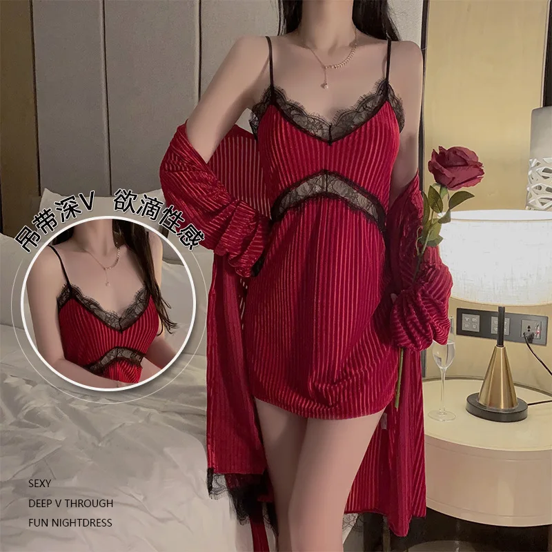 

Ruoruo Autumn Winter Sexy Velvet Pajamas Lace See-through Seduction Braces Nightdress Outerwear Gown Women's Homewear Suit 622