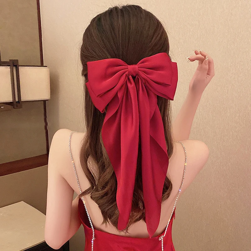 

Шпилька для волос с атласным бантом, винного цвета