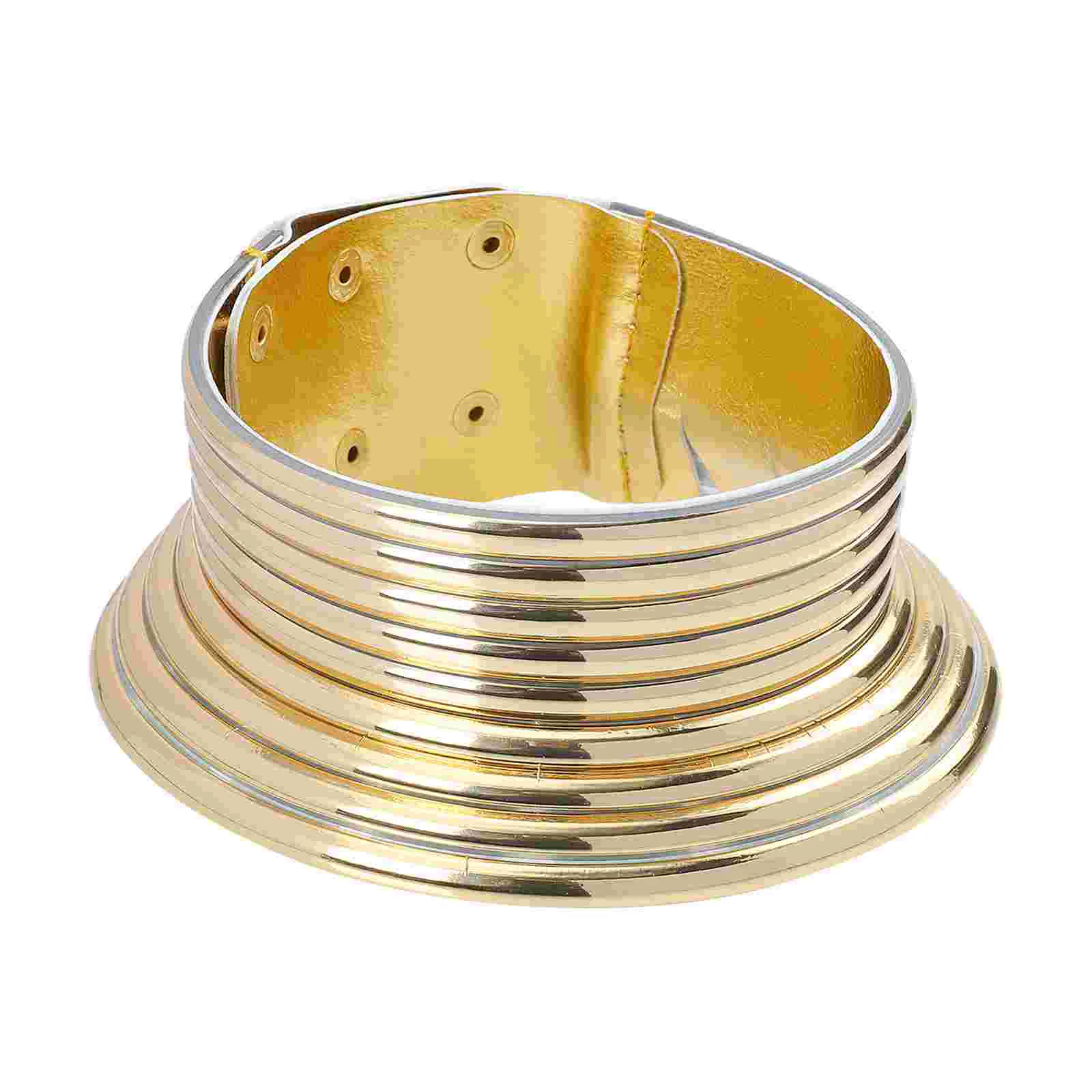 

Женское колье-чокер в африканском стиле