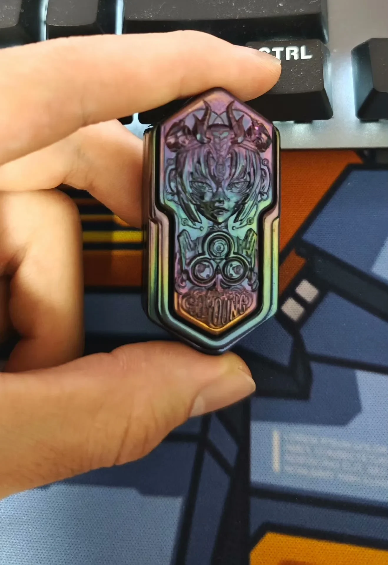 YEDC Цирконий Plum Blossom Poker Толкающие карты Лолиты