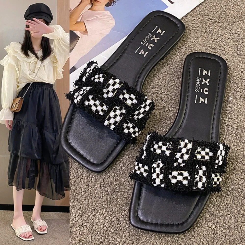 

Шлепанцы женские в шахматную клетку, плоская подошва, квадратный носок, модные повседневные пляжные тапочки, лето 2023
