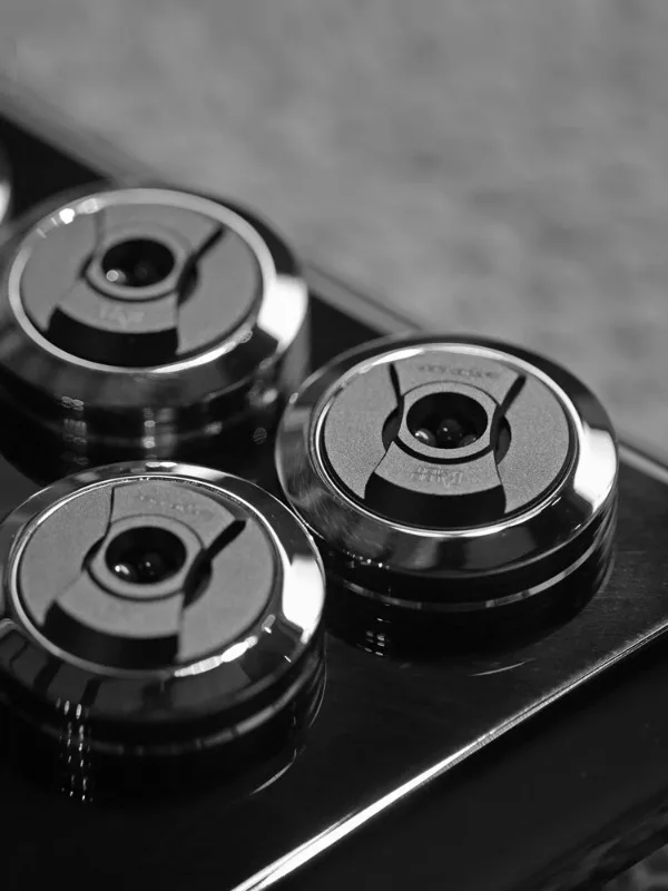 Усилитель AudioBastion амортизирующий PL US nail fever HI FI противоскользящий