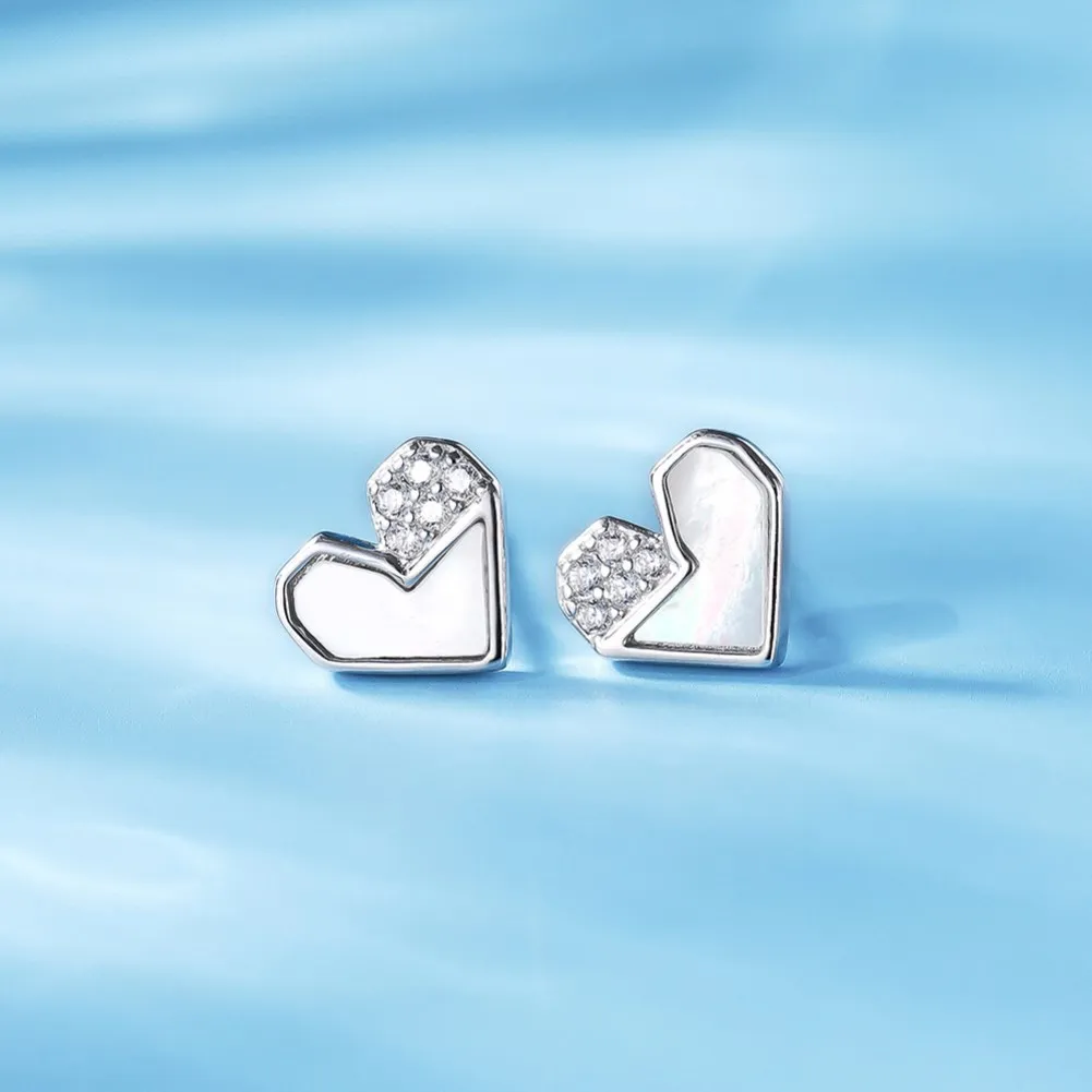 

New Heart-shaped Diamond-encrusted Shell Sterling Silver Stud Earrings Korean Heart Earrings Sterling Silver Earrings