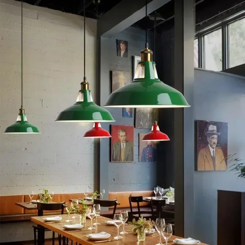 Металлический подвесной светильник