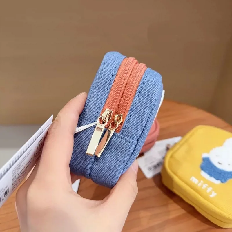 Косметичка Miffy маленькая с двойными молниями, вышивкой и милым дизайном кролика, портативный картхолдер-кошелек для монет для женщин и девочек (art.: 3920dbdd6665f) - 3920dbdd6665f