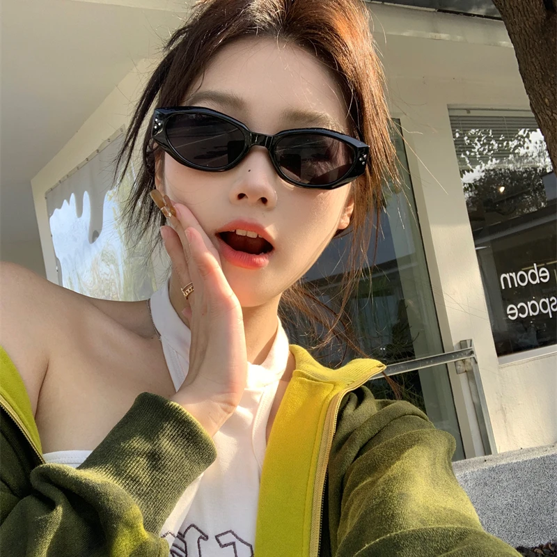 2024 маленькие квадратные солнцезащитные очки в стиле ретро Y2K женские кошачий