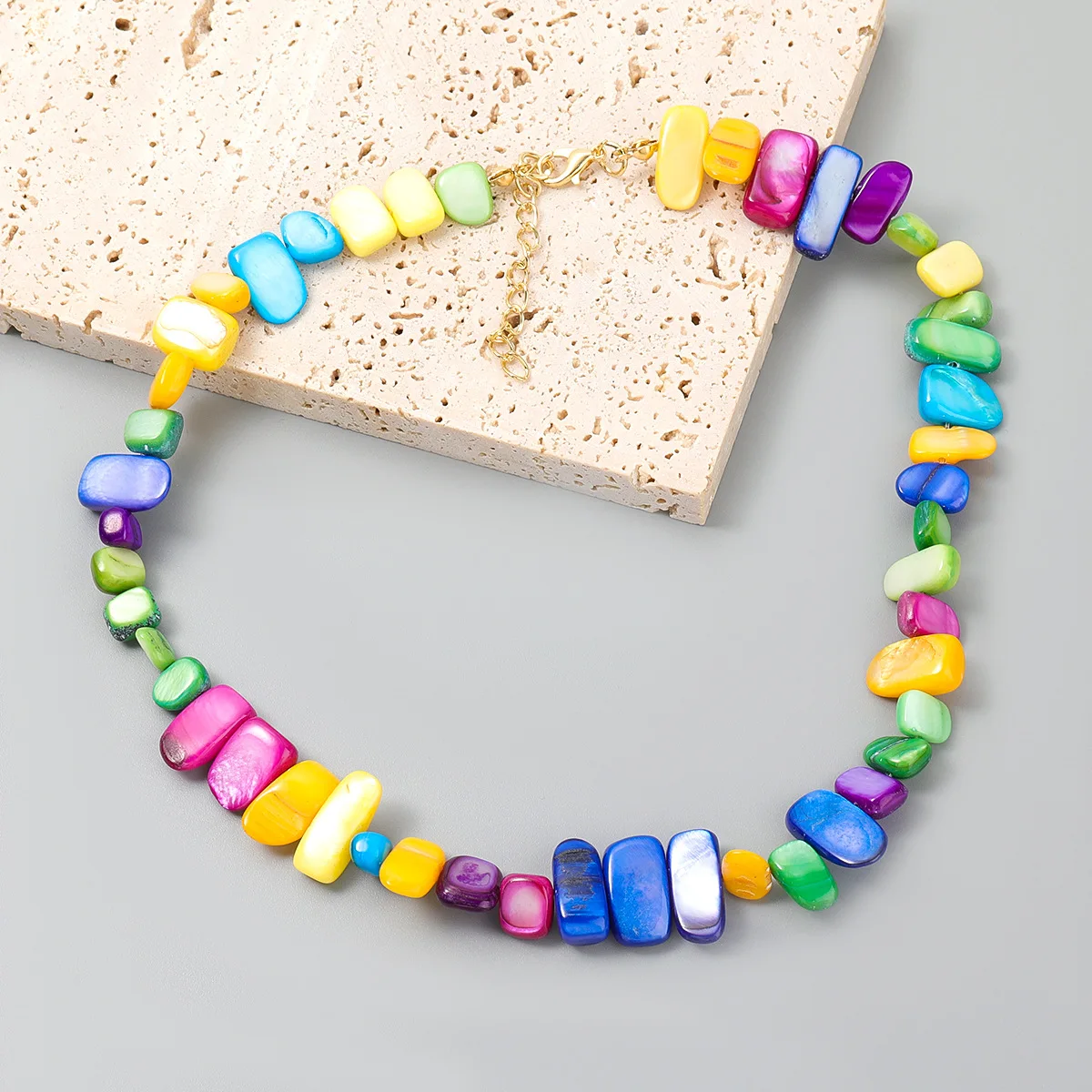 

Ethnic Style Alloy Resin Necklace Female Bohemian Personality Clavicle Chain