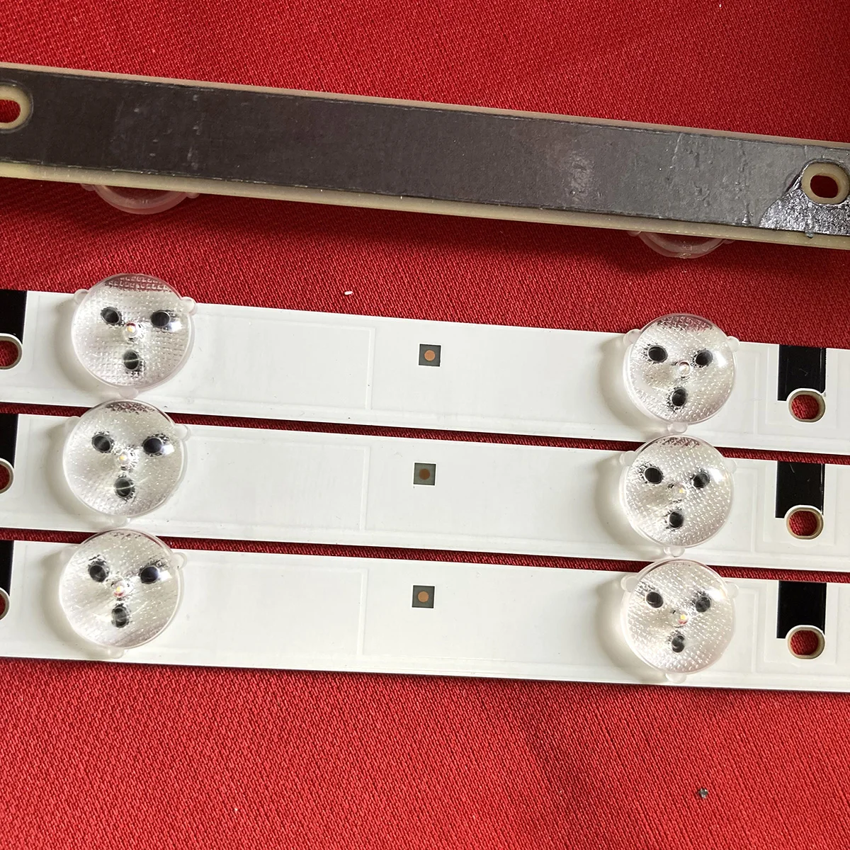 Фотовспышка для UE32EH4000W UE32EH4003W UE32EH4030W