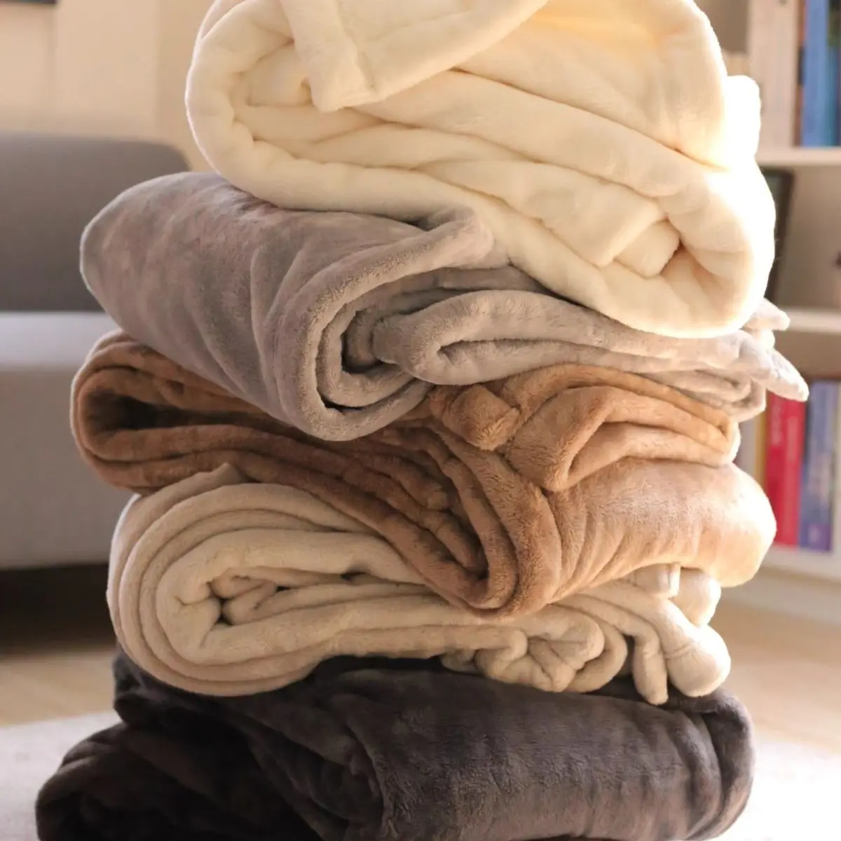 

Fleece Throw Blanket Super Soft Cozy Warm Lightweight Throw