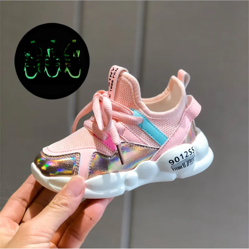 

Кроссовки Детские светящиеся, мягкая подошва, повседневная обувь для девочек 1-3 лет