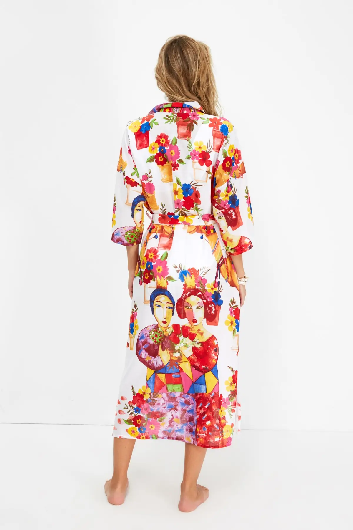 

Trendyol Color Board Pattern Kimono & Kaftan TBESS21KM0092