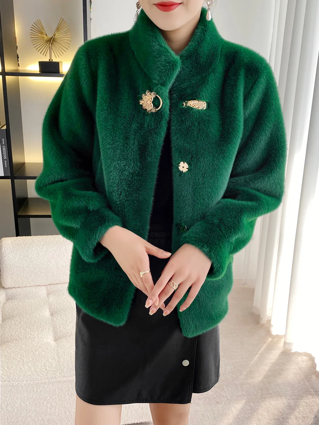 2022 New Winter Faux Fur Coat Famale Clothing High Quality Casual Loose Thick Warm Mink Fur Jacket Women White Black Top Parkas