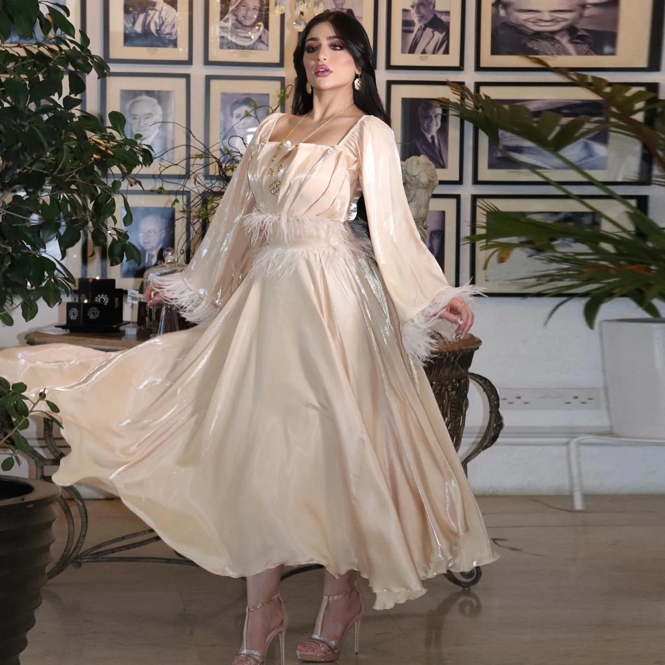 Modest Dress European Muslim Fashion Clothing 2023 Middle East Turkish Ostrich Fur Vestidos Largos with Belt Evening Dresse