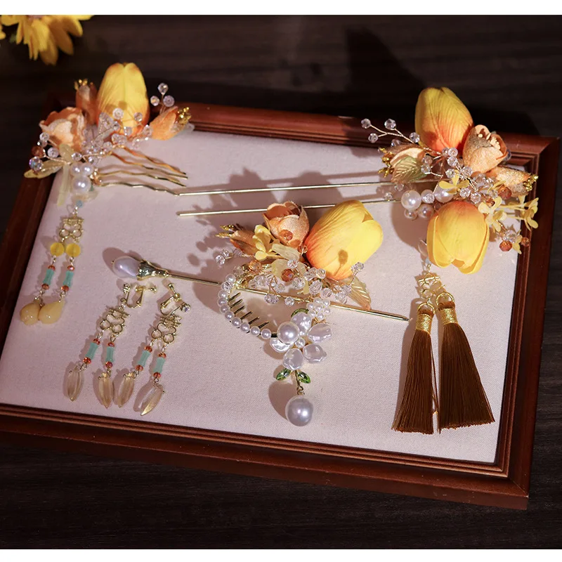 Невеста старинные свадебные цветы длинные фотообои новый китайский костюм