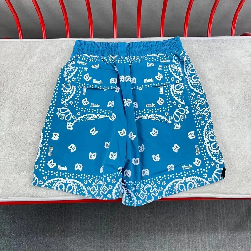 Рисунок 2 - Шорты мужские с принтом кешью