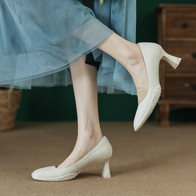 

Женские кожаные туфли на среднем толстом каблуке, однотонные туфли из натуральной кожи внутри и снаружи, на весну и осень, 2022