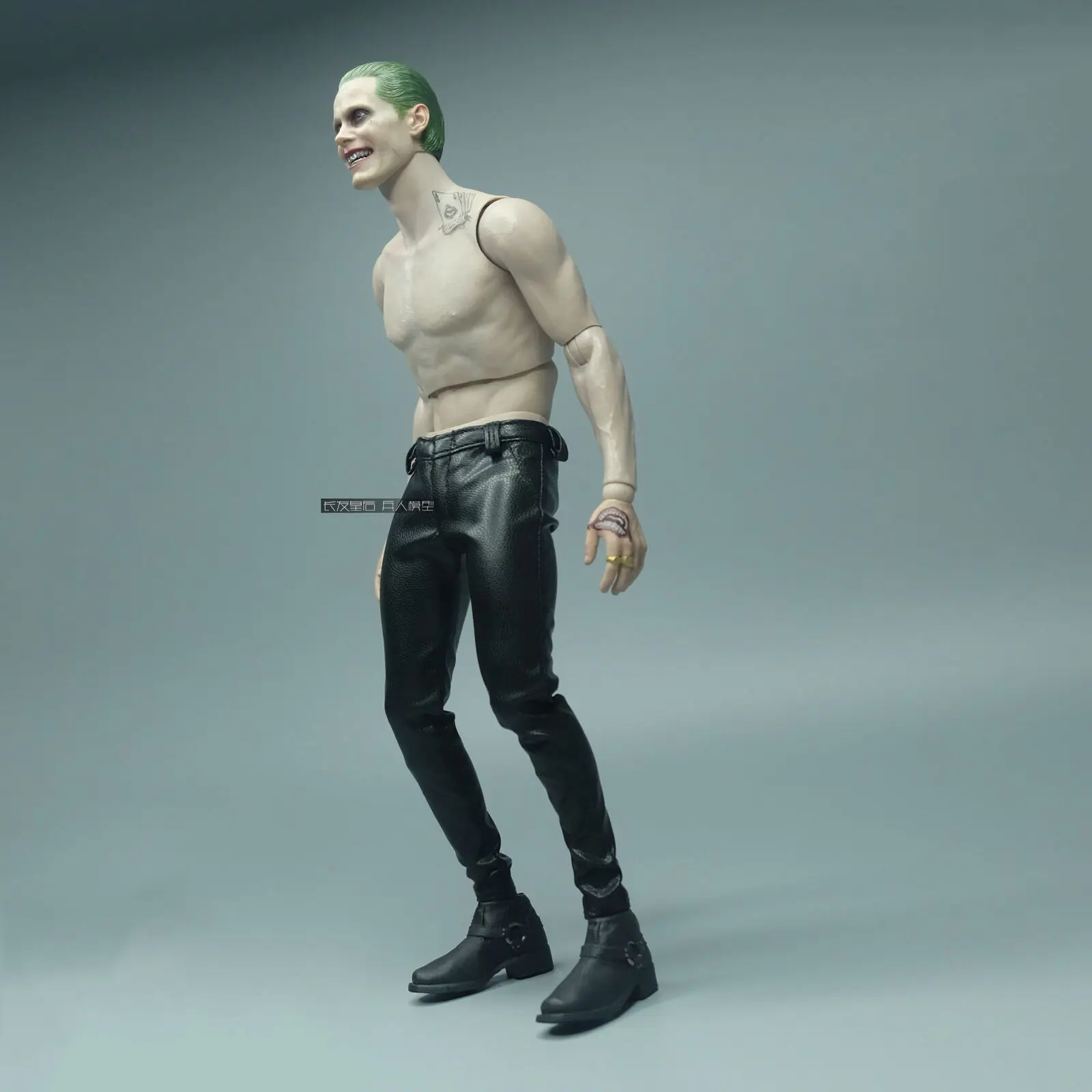 

1/6 солдатические ворона DH игрушки трендовые плотные кожаные брюки (стрейч)