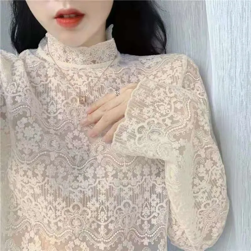 

2021 New Elegant Floral Lace T Shirts Women Trumpet Sleeve White Tops Spring Summer Hollow Out Tops Beige Tees Elegant Blusas