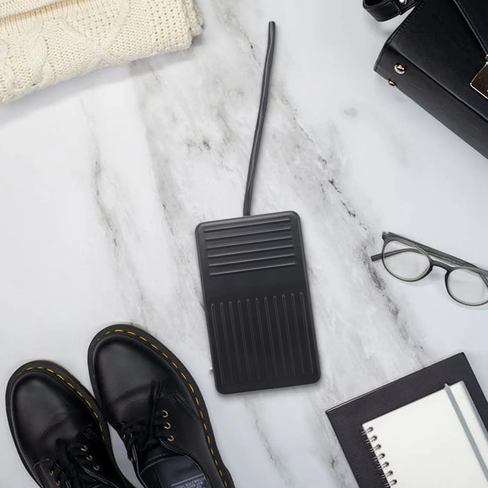 220 В 10 А SPDT Нескользящий пластиковый педальный переключатель мгновенного