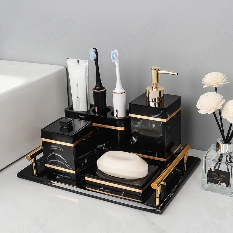 

Creativity Double Gold Stroke Resin Bathroom Accessories Set European Modern Toothbrush Cup Toothbrush Holder Home Decoration