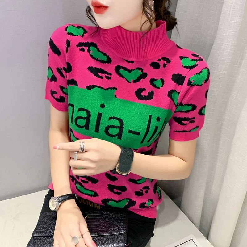 

Женская трикотажная водолазка с леопардовым принтом, с коротким рукавом