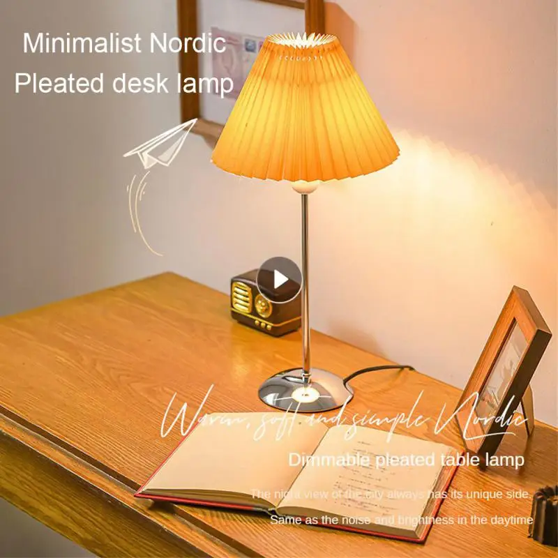 

Desktop Pleated Desk Lamp Gentle And Elegant Atmosphere Light Soft And Unobtrusive Lighting Long Term Use Without Eye Damage
