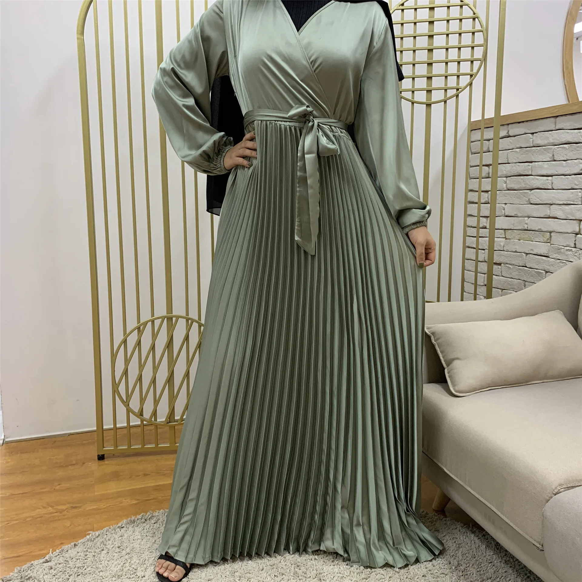 

Muslim Dress Muslim Fashion V-neck Splicing Pleated Dress Muslim Fashion Abaya Dubai Abaya Turkey Sashes Long Dresses Belt